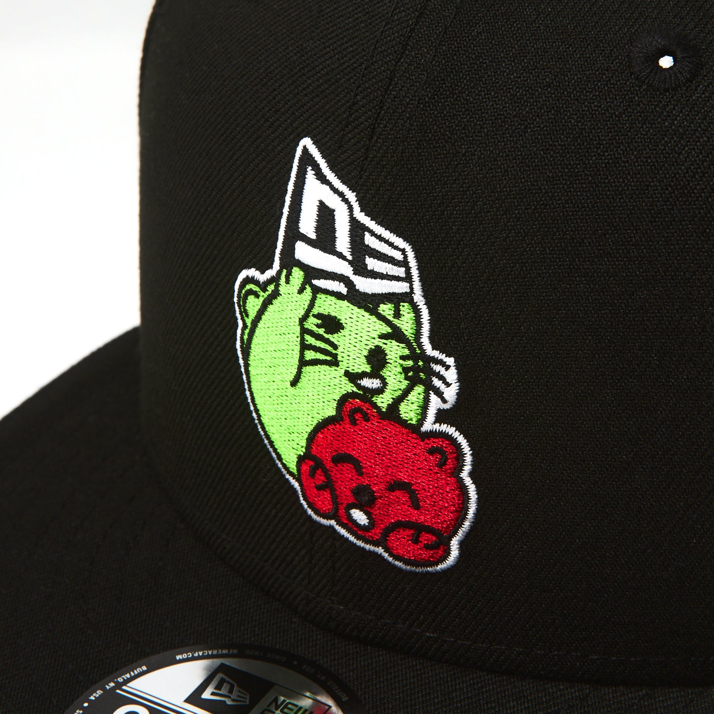 湯乃泉 草加健康センター Type A 9FIFTY™ 「NEW ERA® 37YUNOIZUMI 」Special Edition＋WEB限定記念ステッカー付き