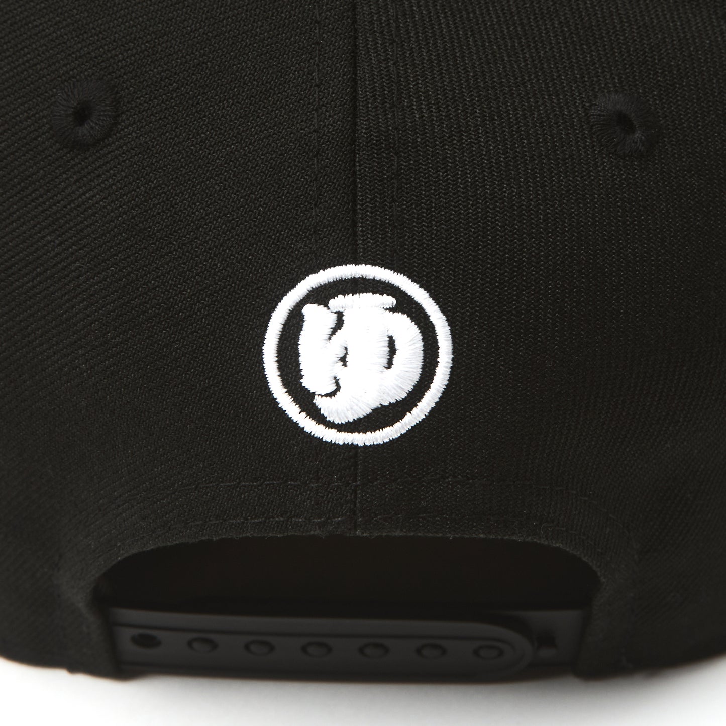 湯乃泉 草加健康センター Type A 9FIFTY™ 「NEW ERA® 37YUNOIZUMI 」Special Edition＋WEB限定記念ステッカー付き